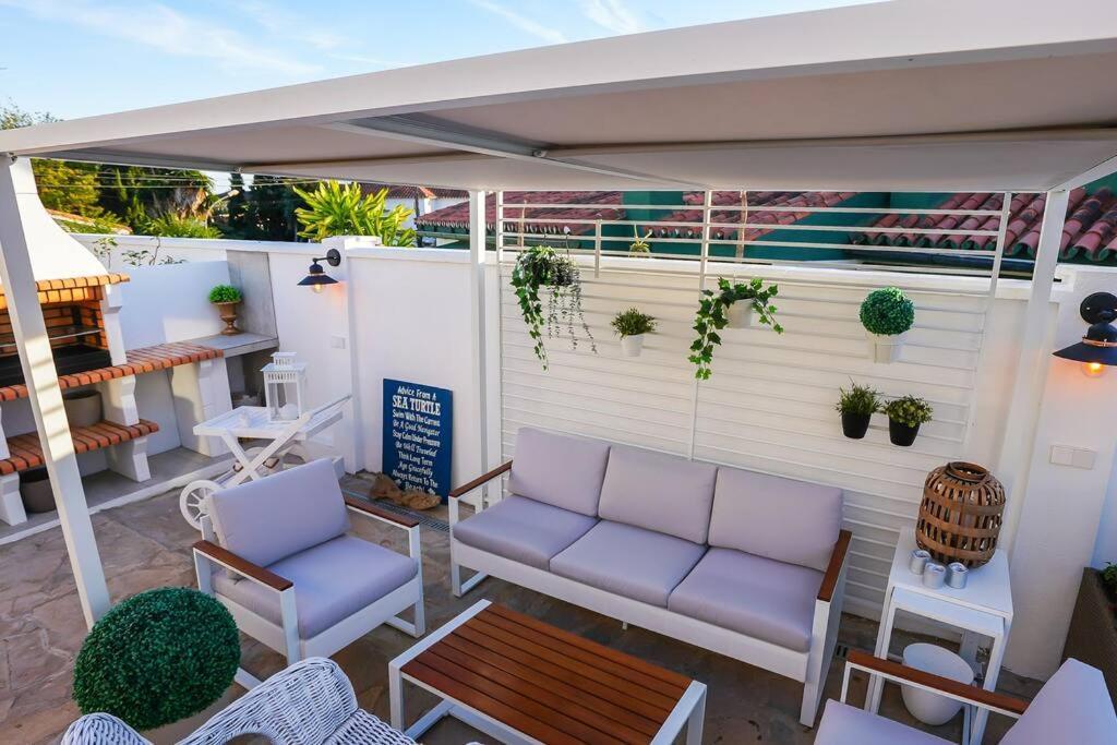 Villa Casacara Marbella Beachside Costabella -Spain Екстер'єр фото