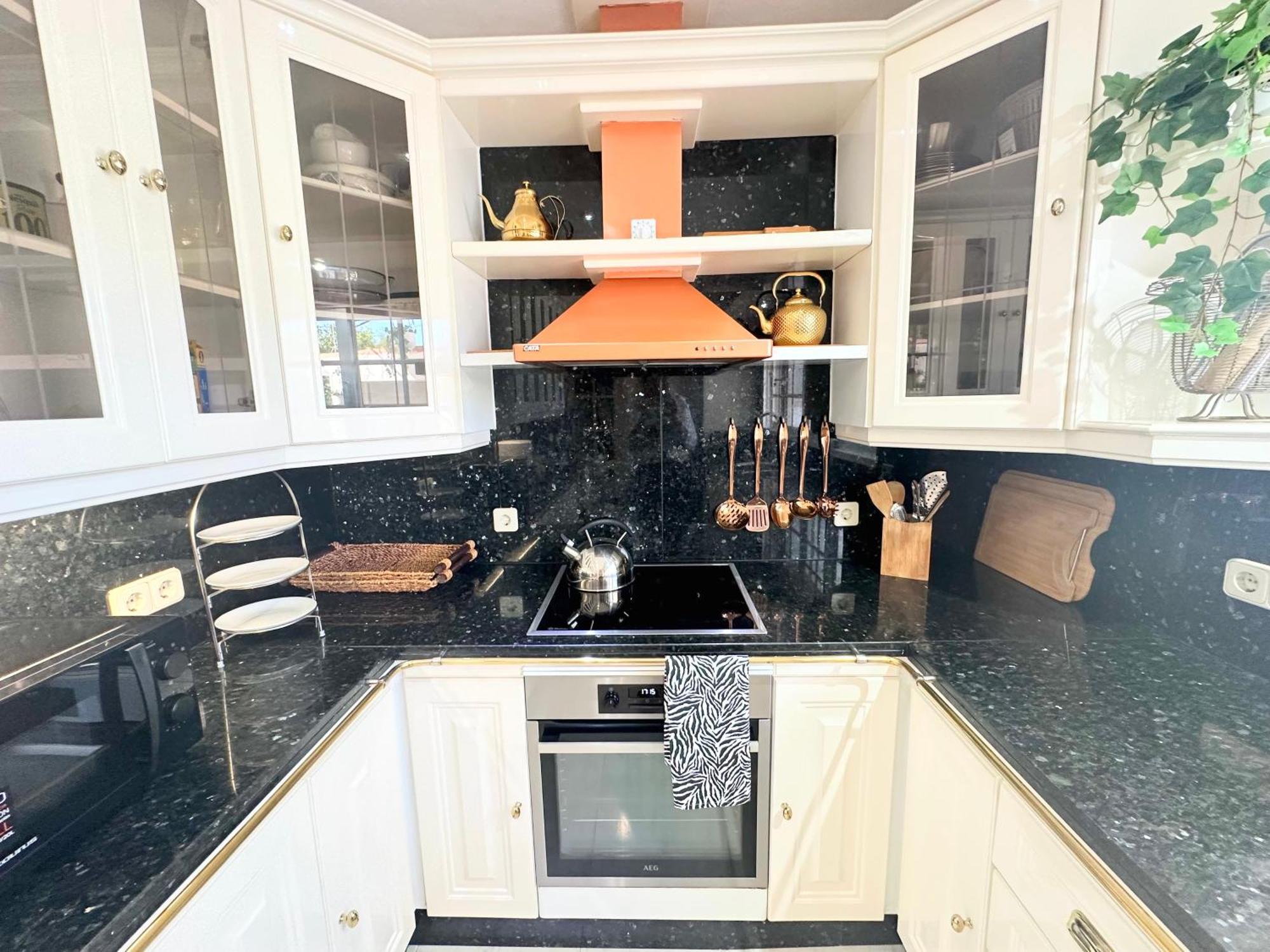 Villa Casacara Marbella Beachside Costabella -Spain Екстер'єр фото