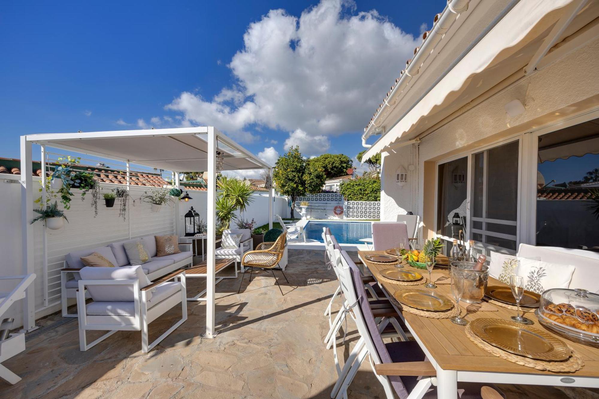 Villa Casacara Marbella Beachside Costabella -Spain Екстер'єр фото