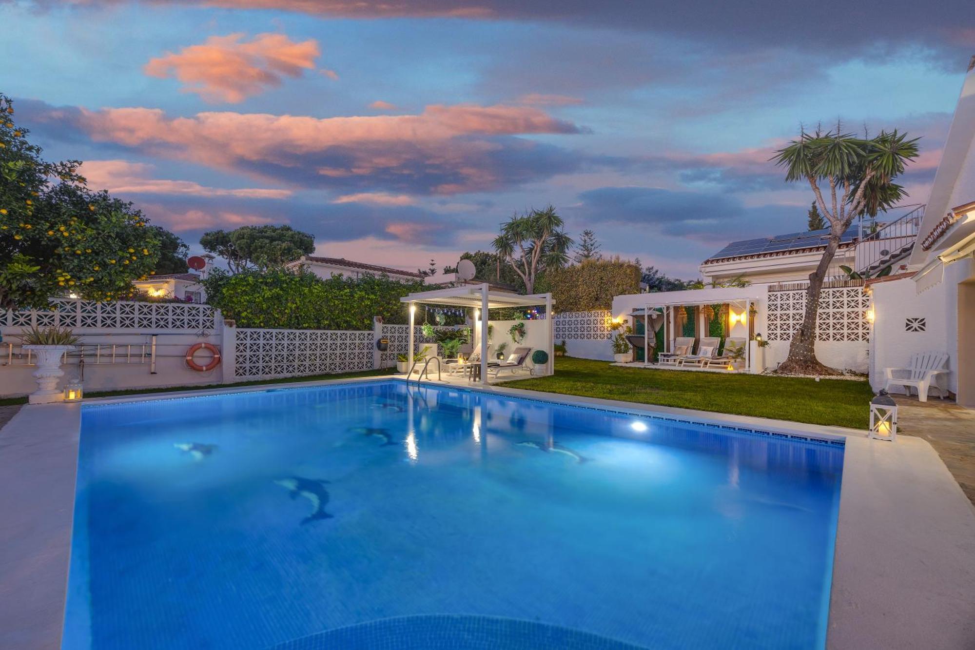 Villa Casacara Marbella Beachside Costabella -Spain Екстер'єр фото