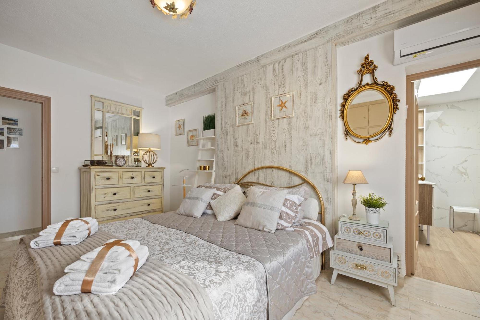 Villa Casacara Marbella Beachside Costabella -Spain Екстер'єр фото